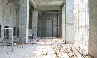 實干爭先 向“新”而行 烏蘇市九蓮泉大酒店項目主體封頂，總投資3億元助力城市升級